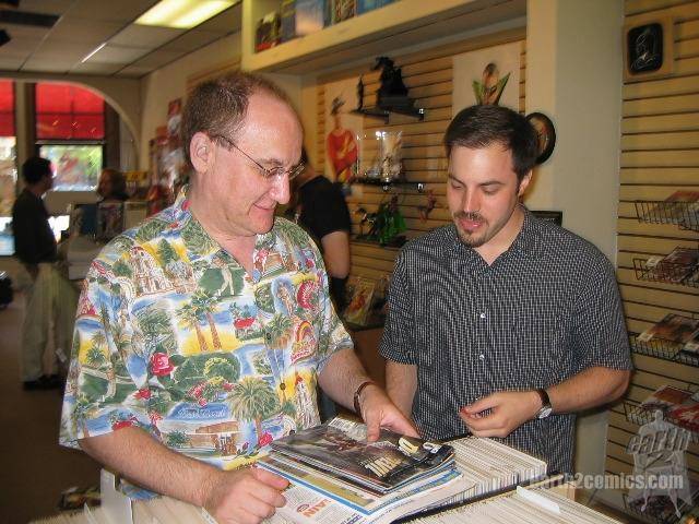 Geoff Johns & Jeph Loeb at Earth-2 Comics