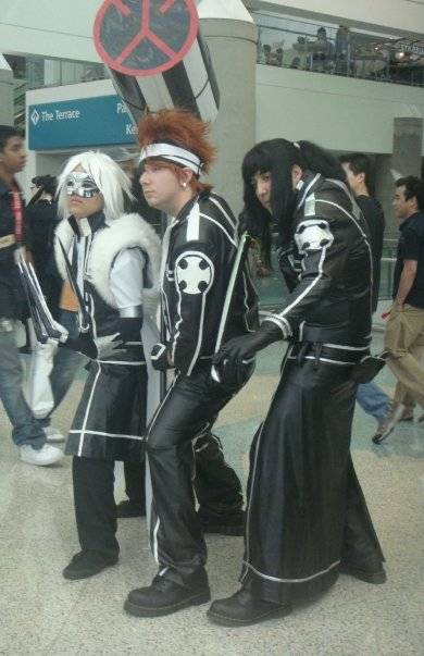 Simon says slouch forward!