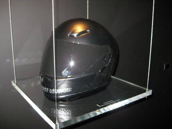 Usugrow's helmet.