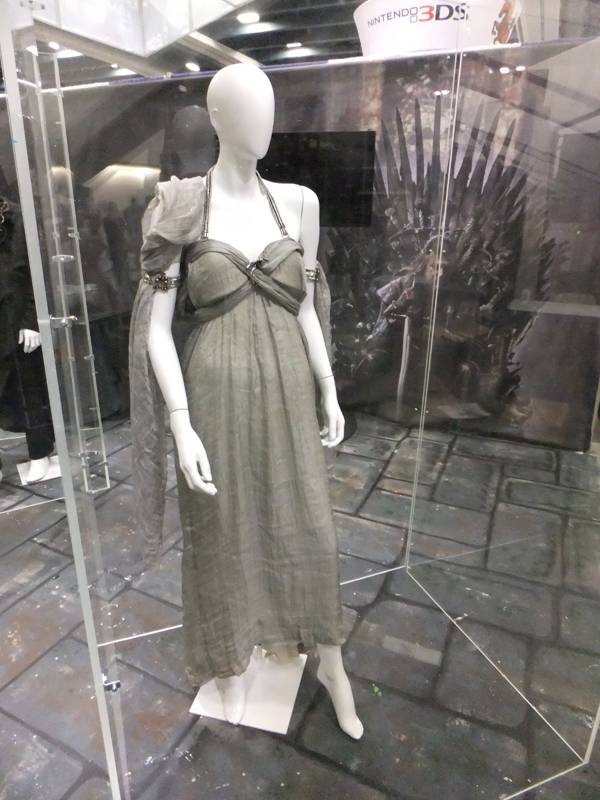 Daenerys Targaryen’s costume