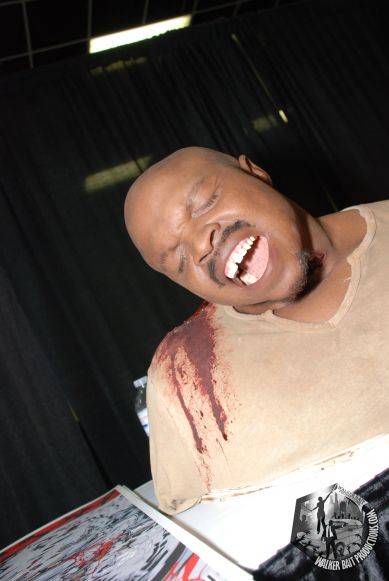 WBP062_T_Dog_Bust_Nicotero